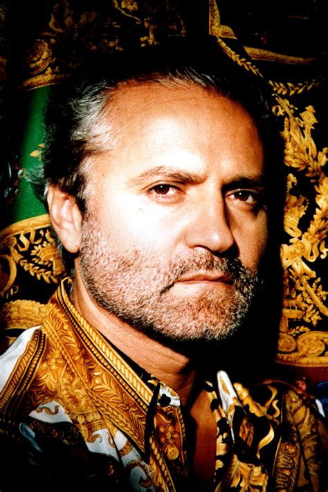 muerte de versace|gianni versace edad.